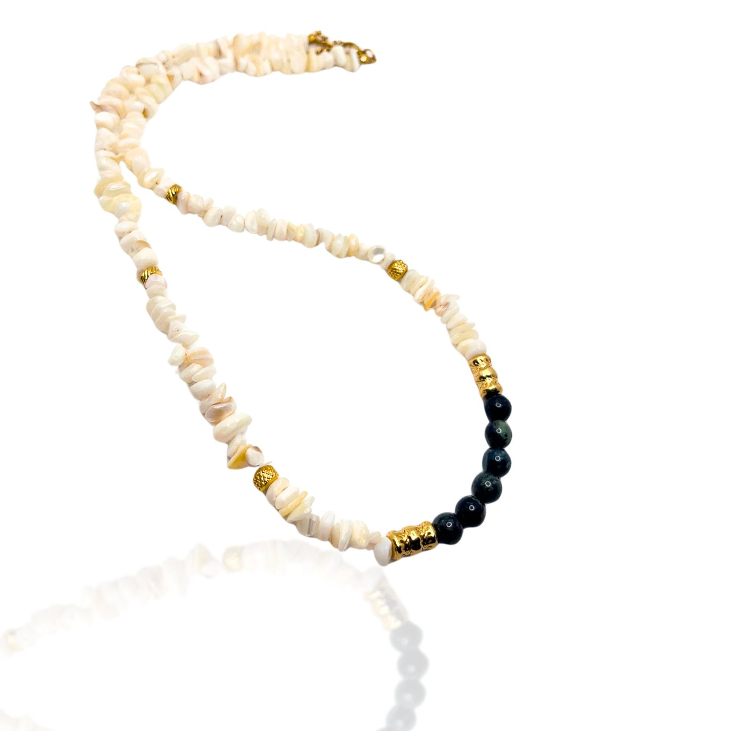 Collier Aurelia – Bijou artisanal en nacre & jade