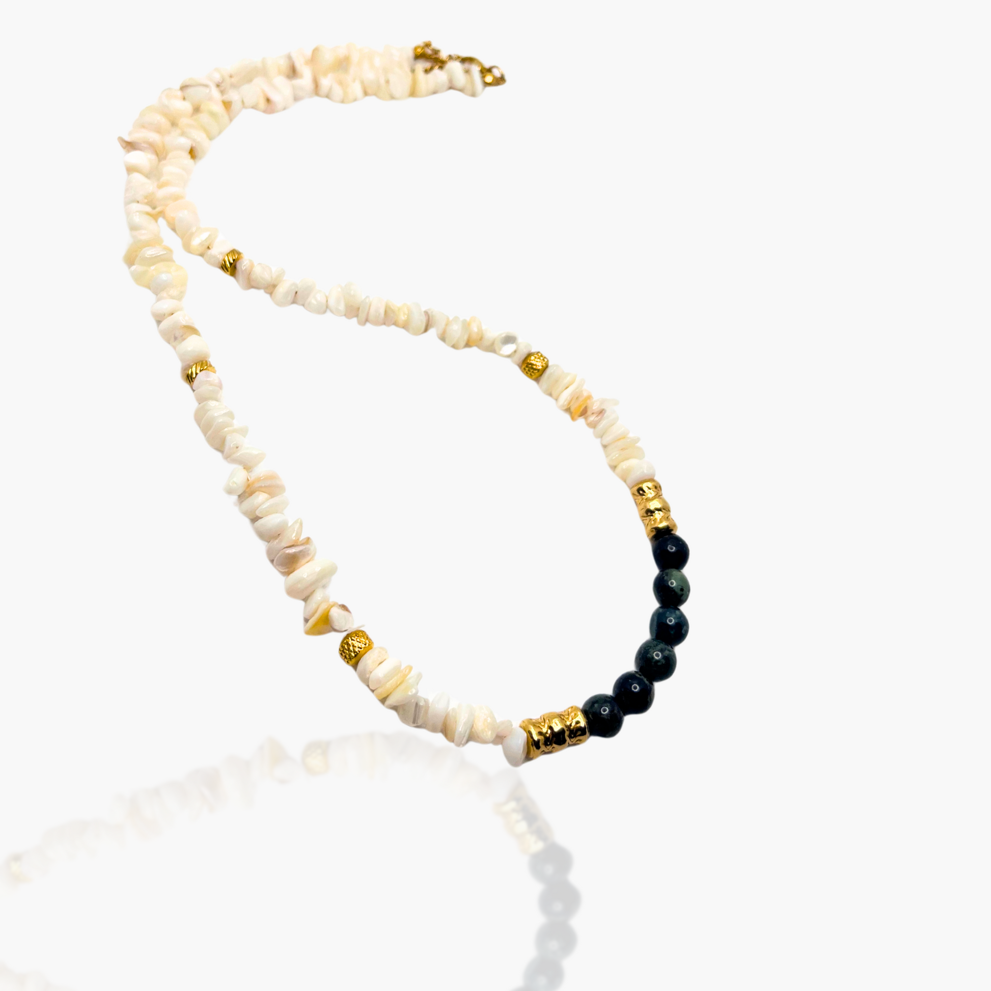 Collier Aurore artisanal en pierres naturelles – bijou chic et spirituel Soléah