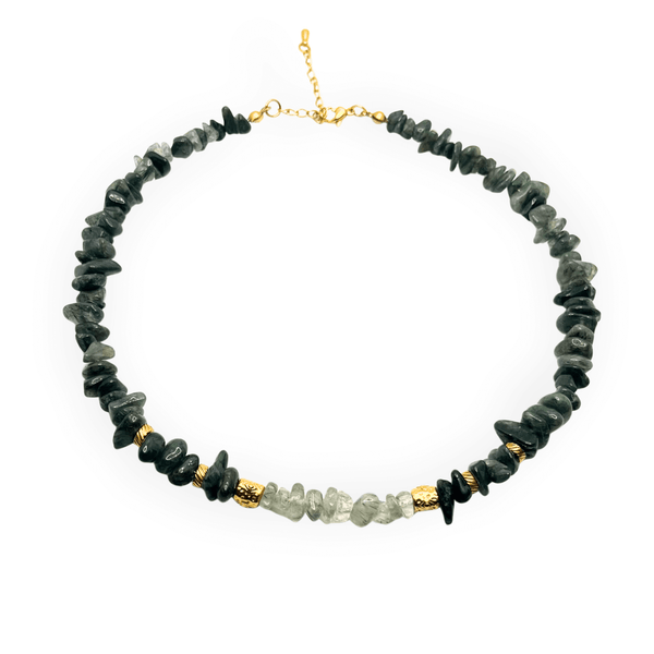 Collier Gaïa artisanal en agate naturelle – bijou chic et spirituel fabriqué à Paris