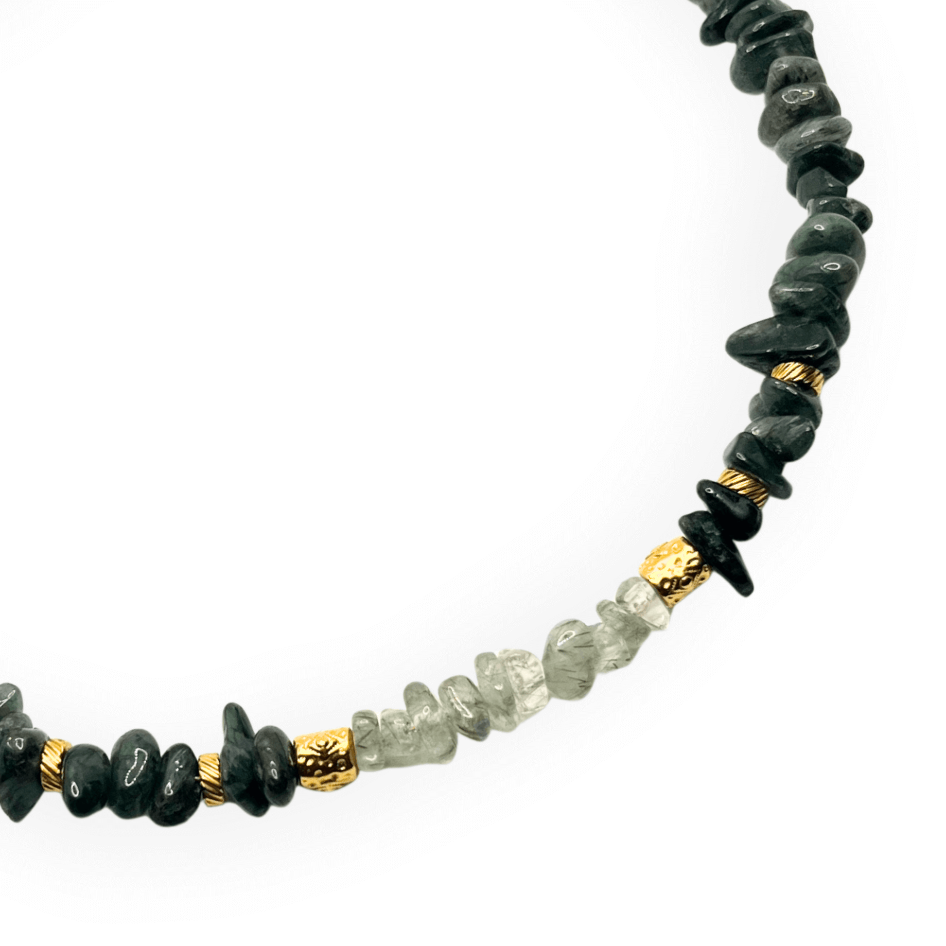 Détail du Collier Gaïa en agate naturelle – qualité artisanale et finitions dorées Soléah